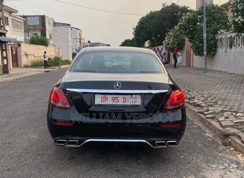 Mercedes-Benz E200 2019 Black