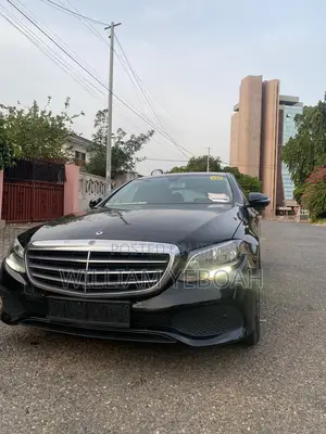 Mercedes-Benz E200 2019 Black