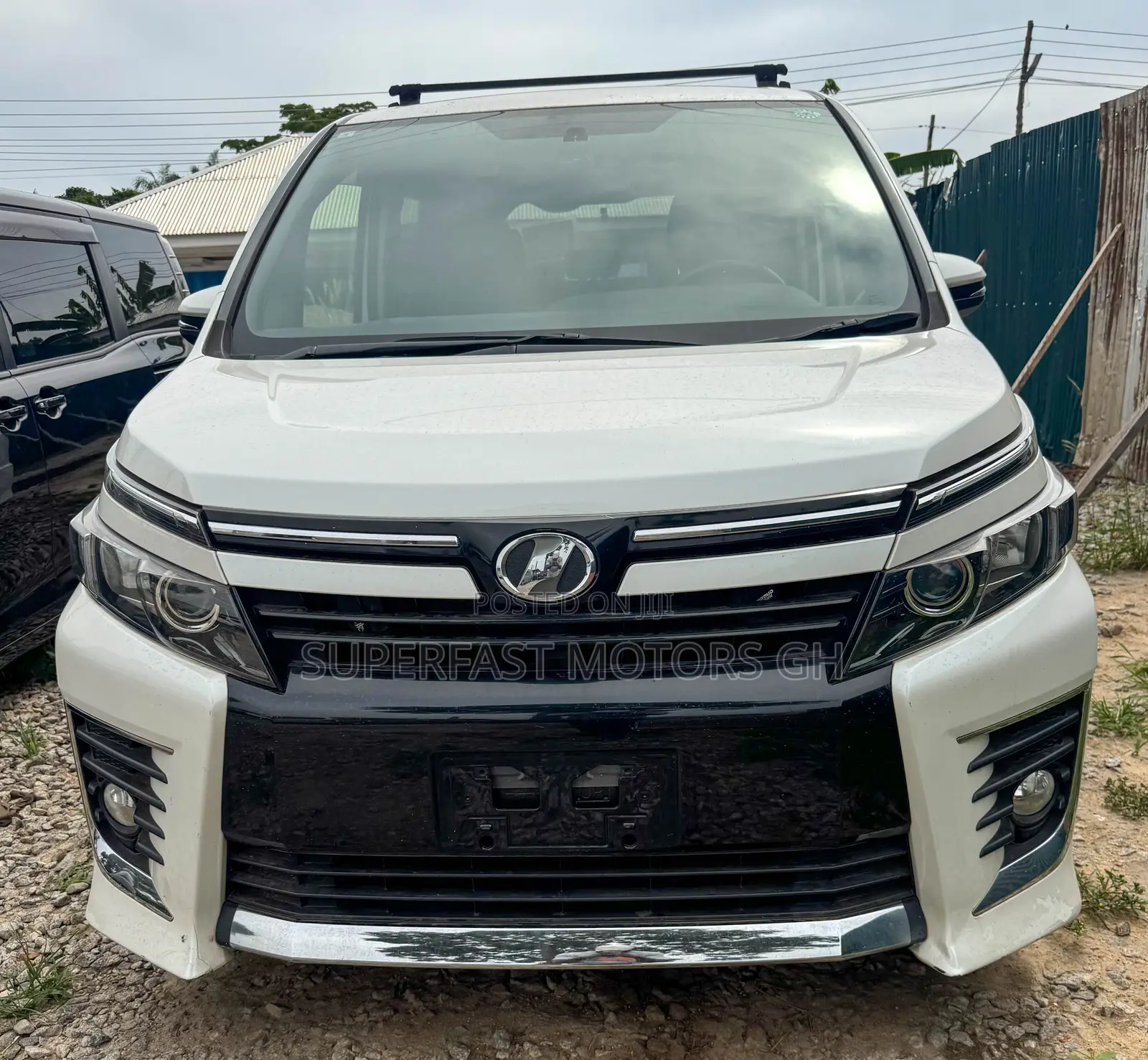 Toyota Voxy 2015 White