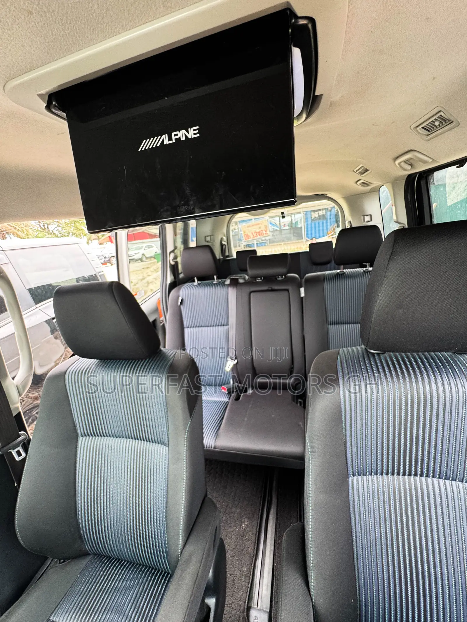 Toyota Voxy 2015 White