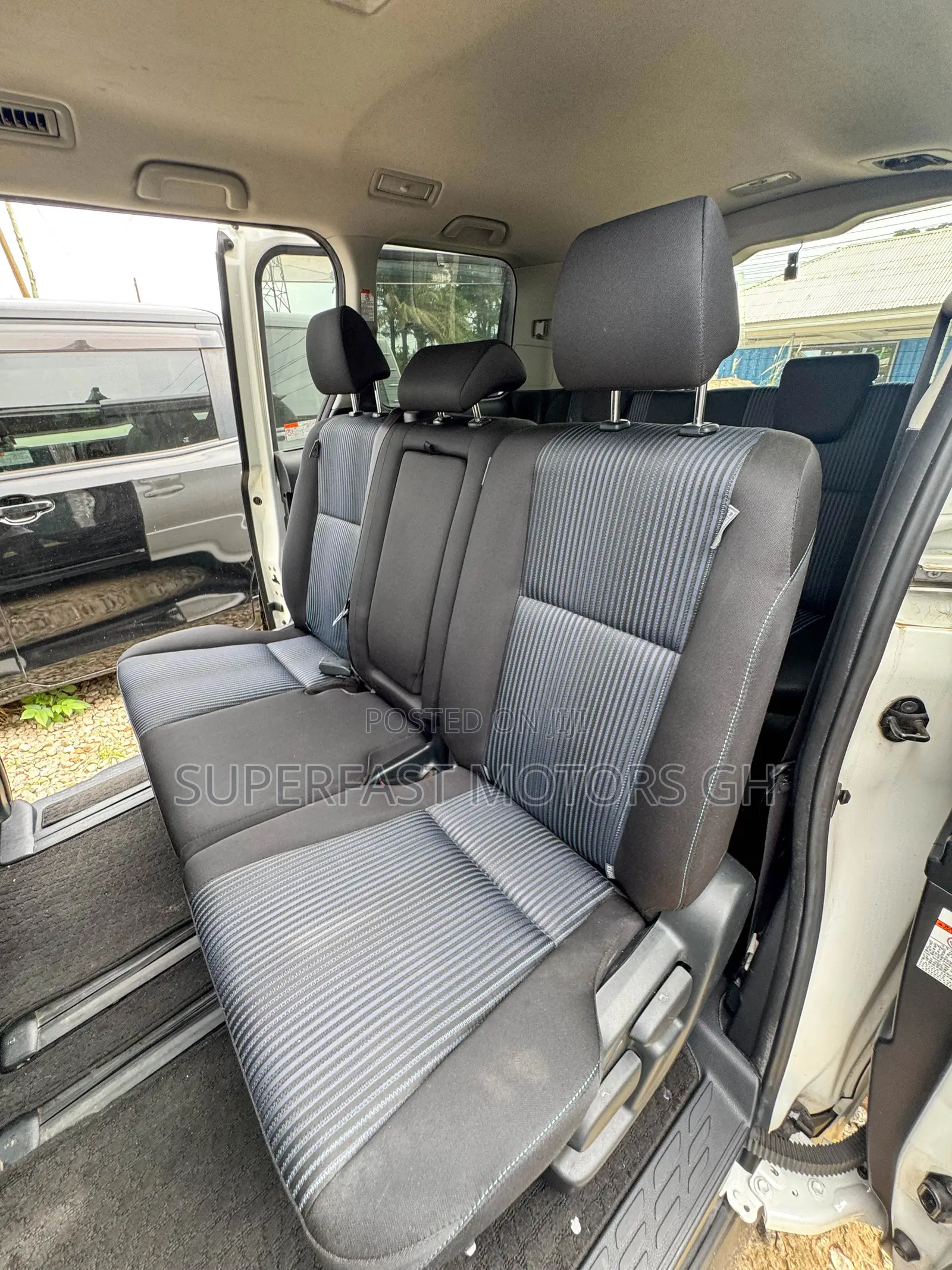 Toyota Voxy 2015 White