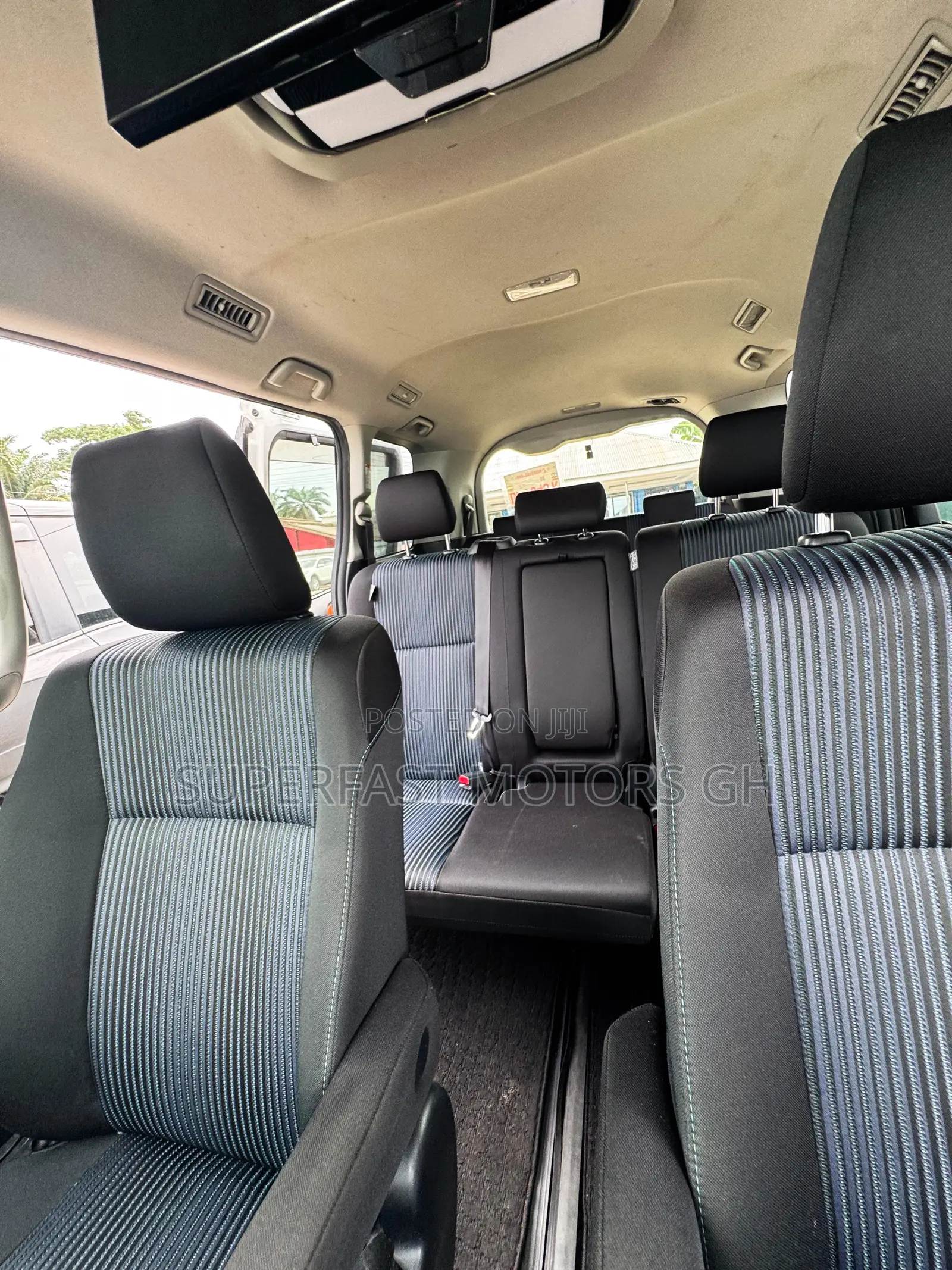 Toyota Voxy 2015 White