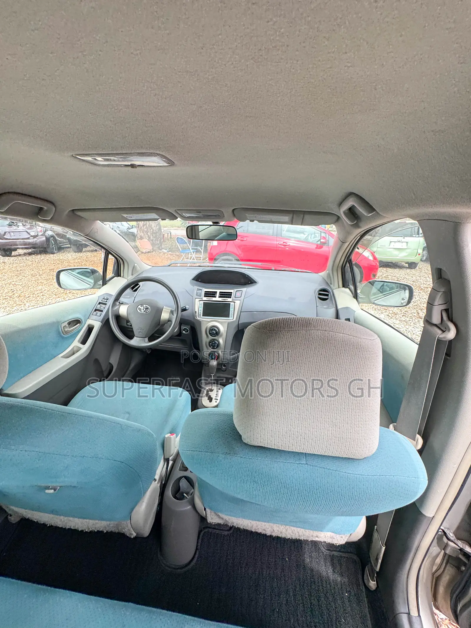 Toyota Vitz 1.3 AWD 3dr 2010 Beige