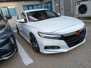 Honda Accord Sport (1.5L 4cyl Turbo CVT) 2019 White