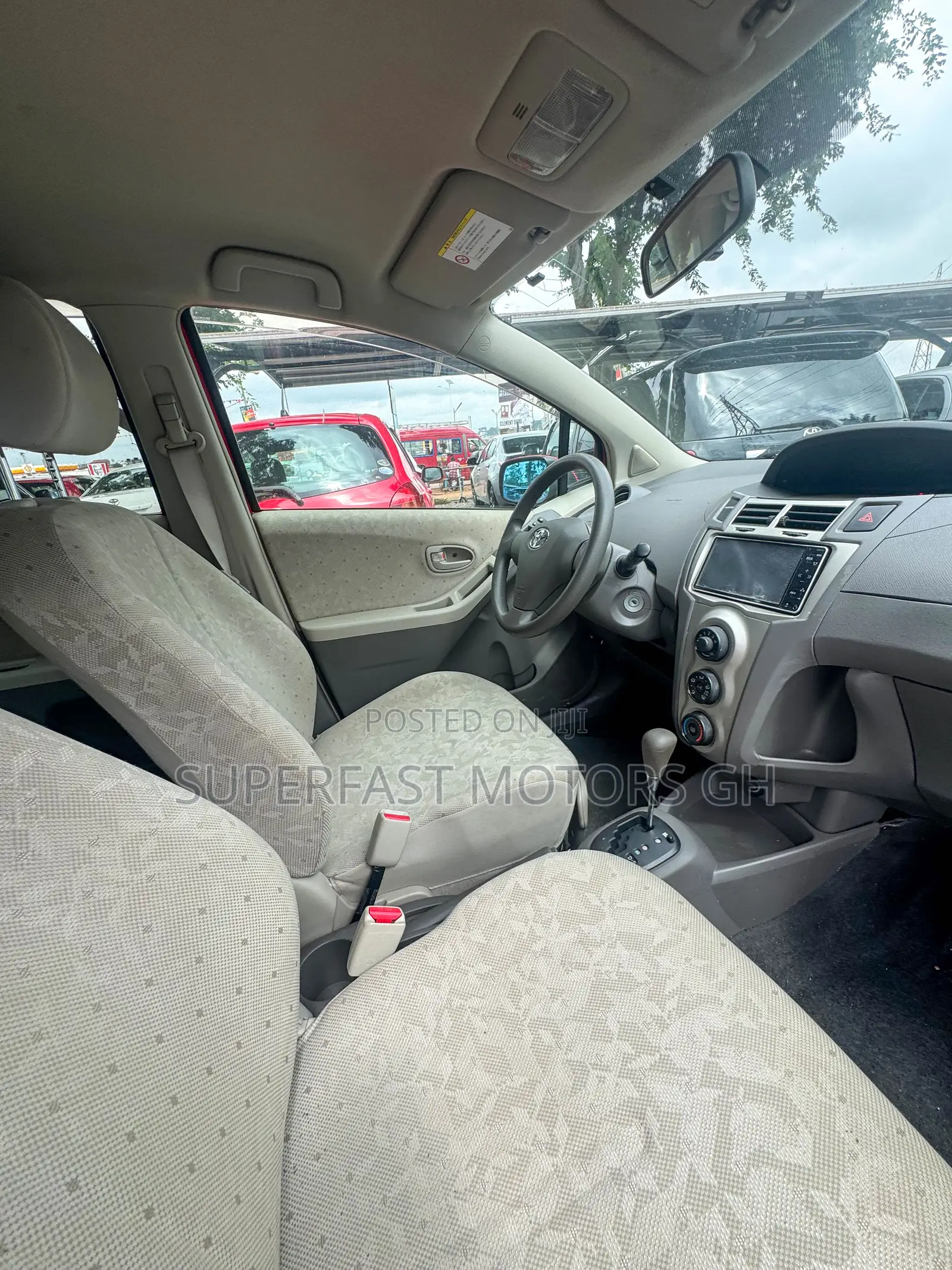 Toyota Vitz 1.3 AWD 3dr 2010 Red