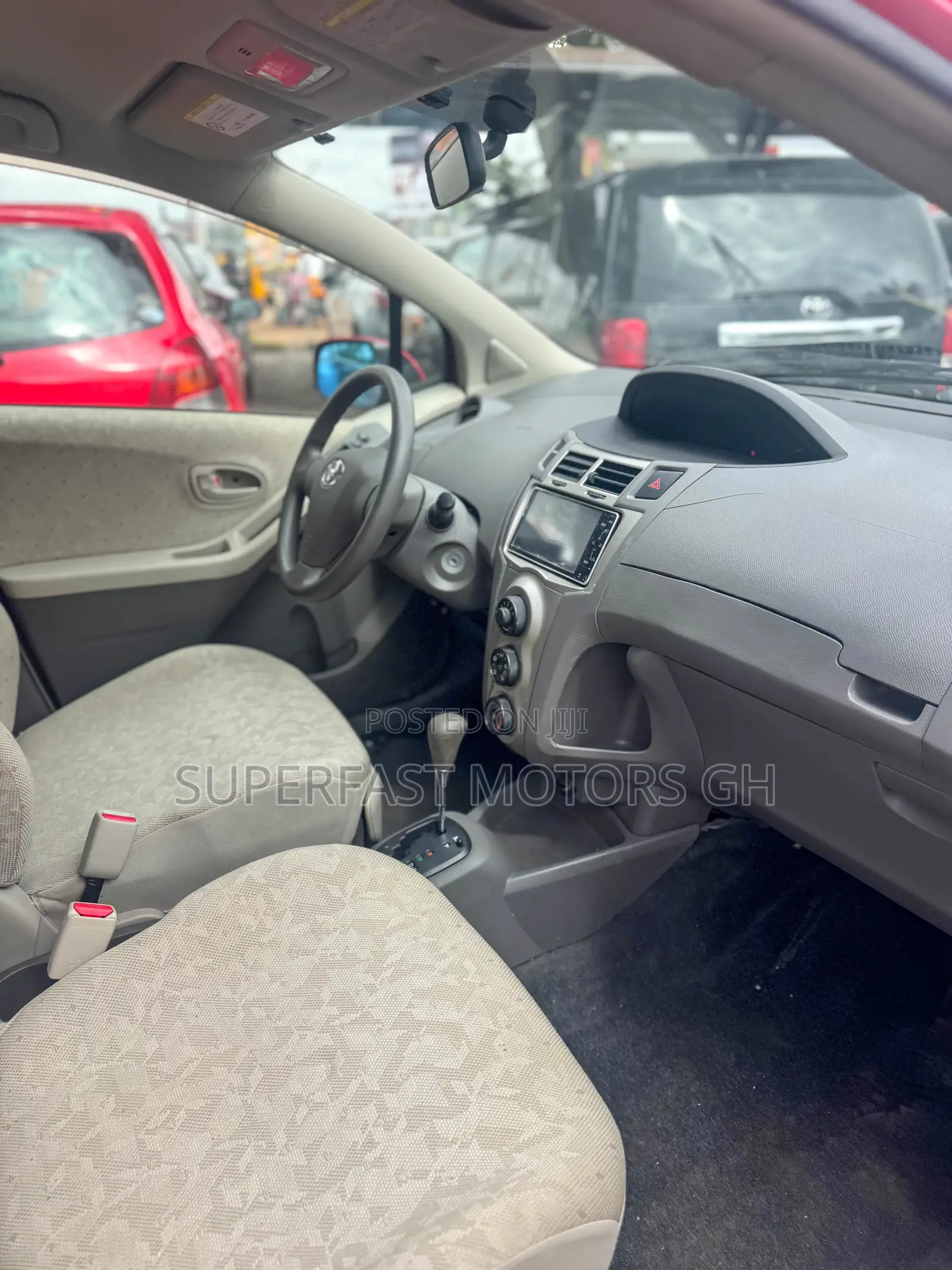Toyota Vitz 1.3 AWD 3dr 2010 Red