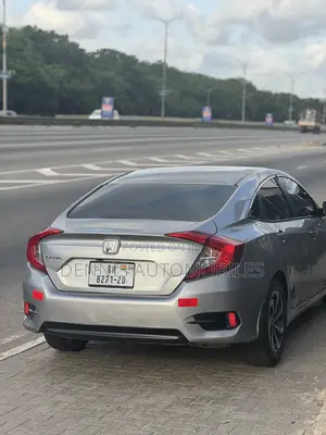 Honda Civic LX 4dr Sedan (2.0L 4cyl) 2017 Gray