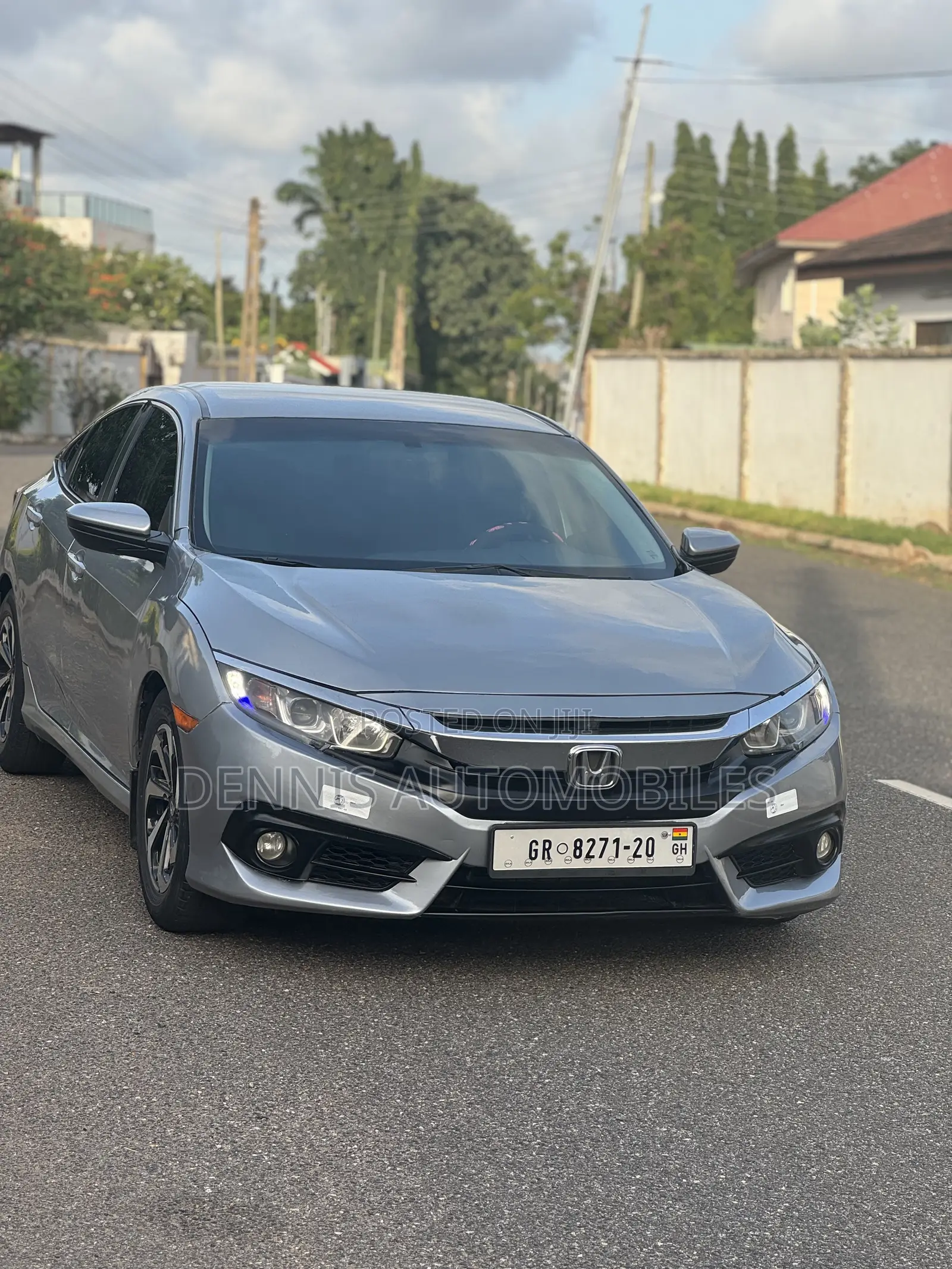 Honda Civic LX 4dr Sedan (2.0L 4cyl) 2017 Gray