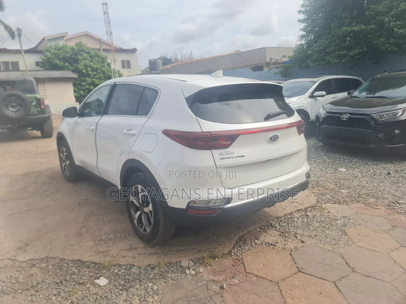 Kia Sportage EX 2021 White