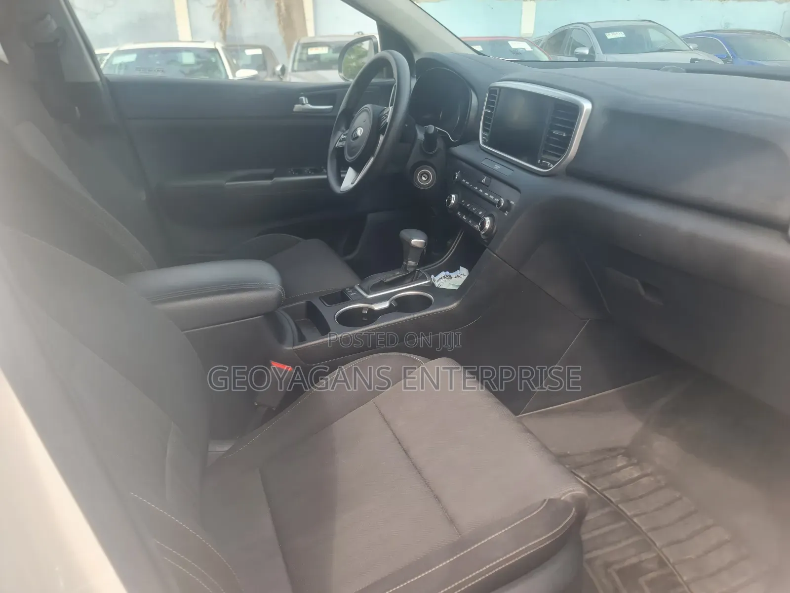 Kia Sportage EX 2021 White