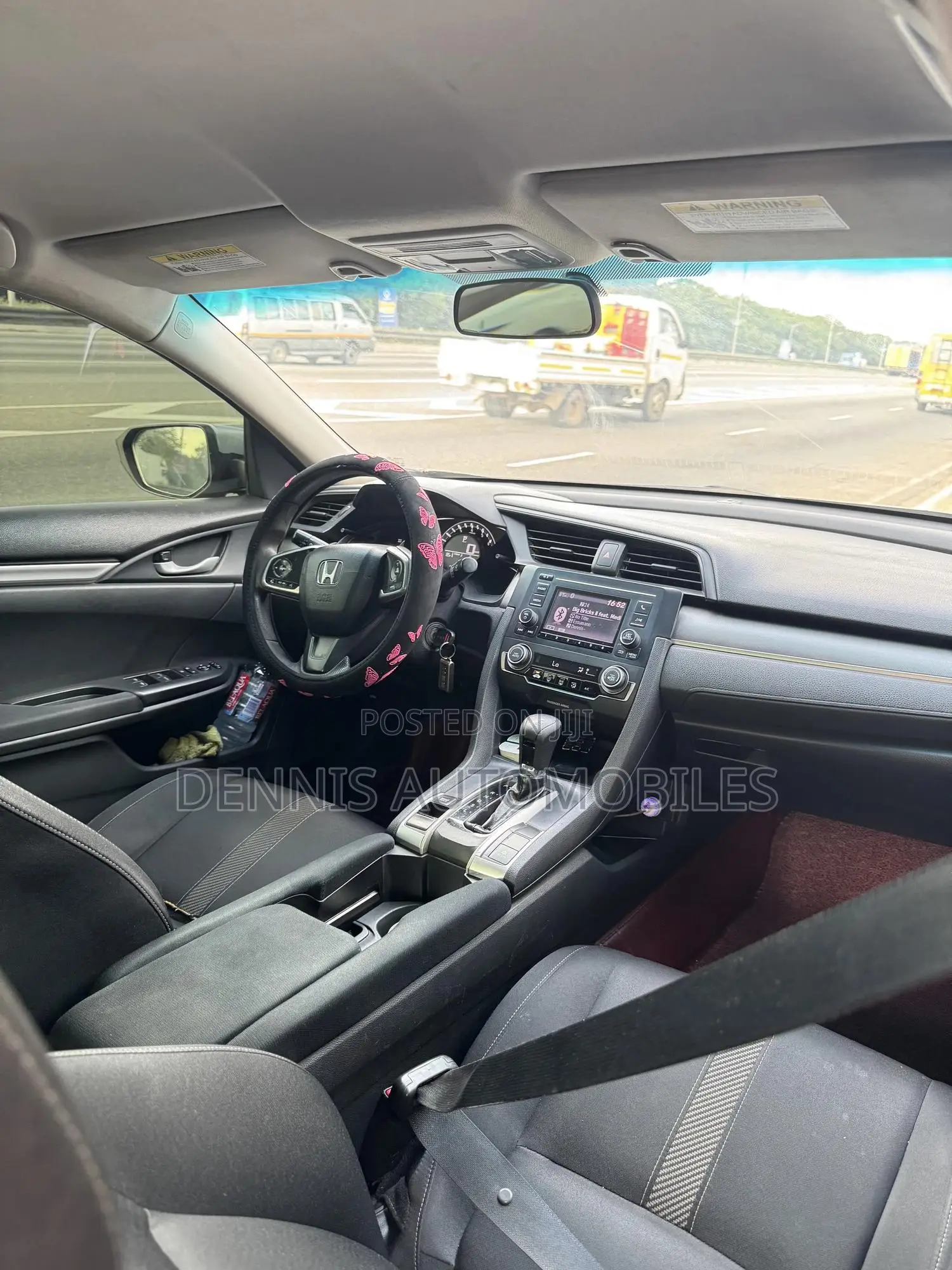 Honda Civic LX 4dr Sedan (2.0L 4cyl) 2017 Gray