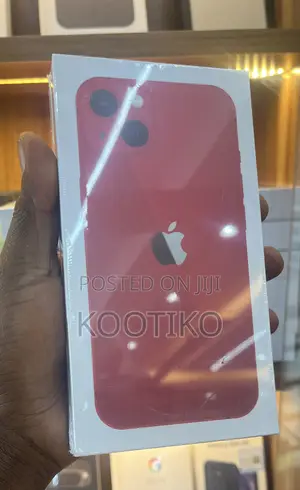 New Apple iPhone 13 128 GB Red