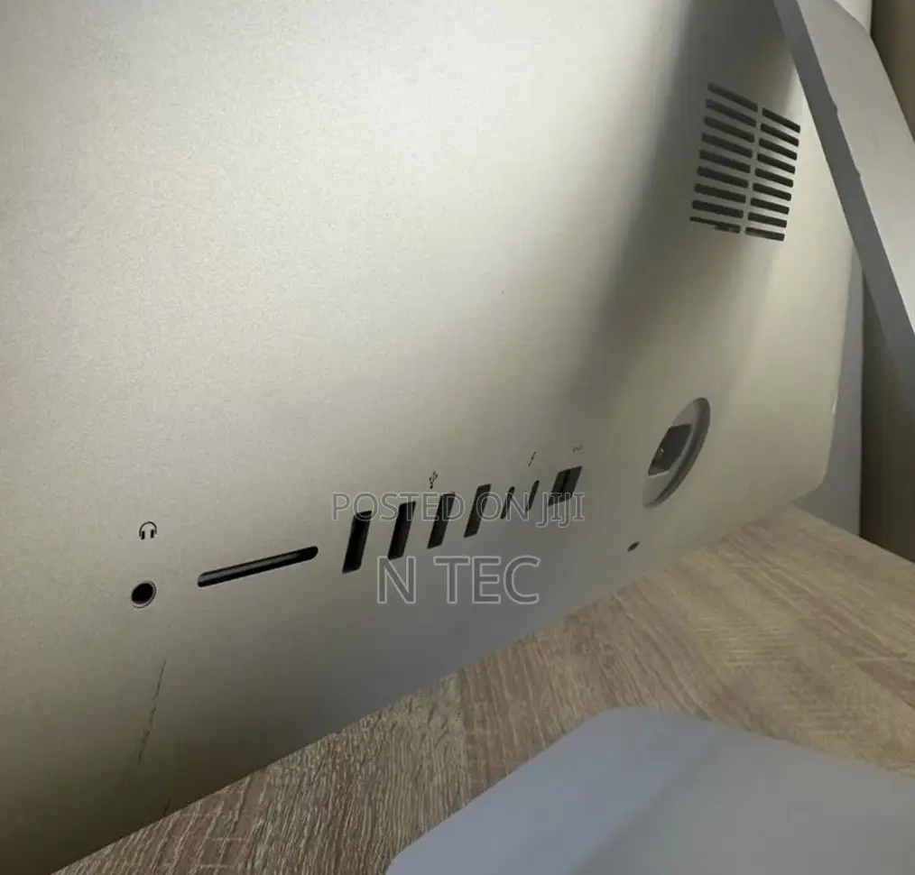 Desktop Computer Apple iMac 8GB Intel Core i3 HDD 1T