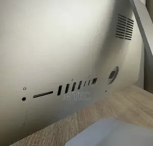 Desktop Computer Apple iMac 8GB Intel Core i3 HDD 1T