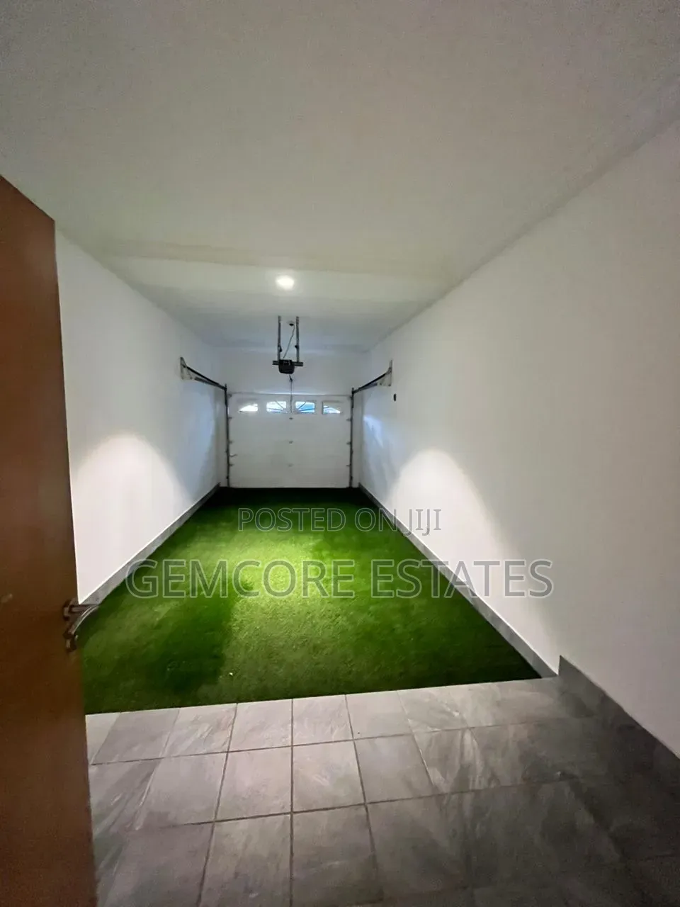 Furnished 5bdrm House in East Legon, A&C Mall Area for rent