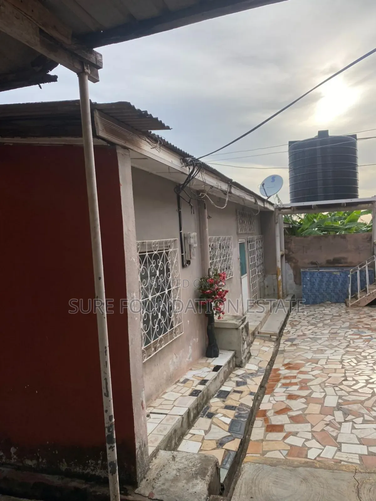 2bdrm House in Dansoman for sale