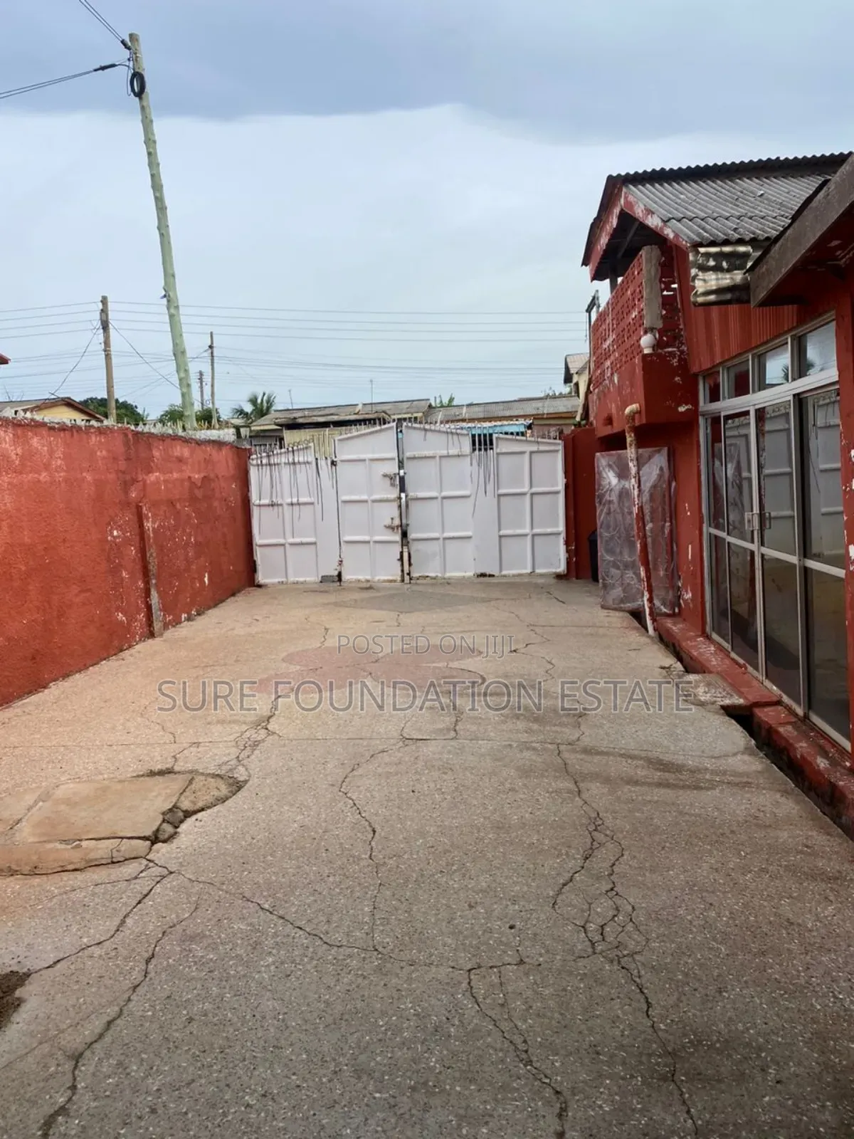 2bdrm House in Dansoman for sale