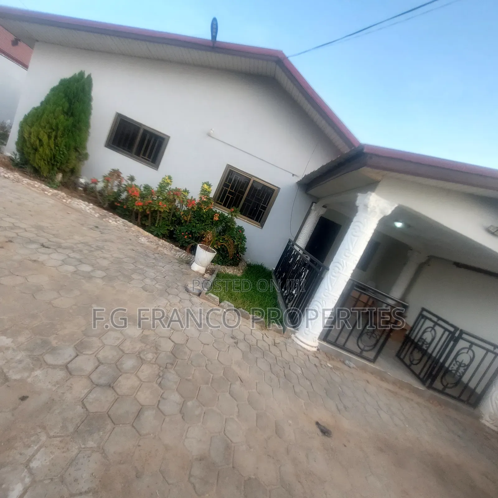 4bdrm House in Kg Franco Properties, Nungua for rent