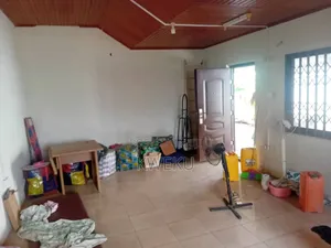 1bdrm Apartment in Estate Agency, Baatsona Total for rent
