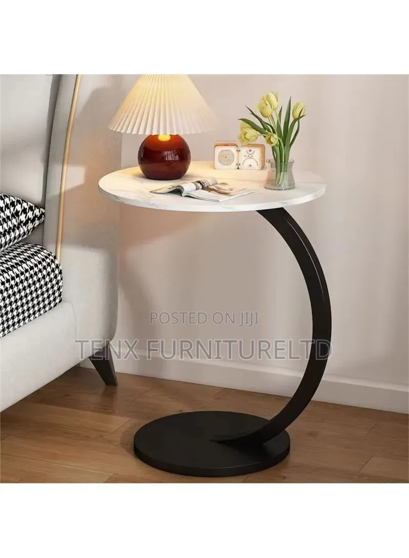 Side/End Table (Black and White)