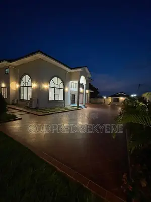 Furnished 5bdrm Apartment in Adeleke Estates, Kumasi Metropolitan