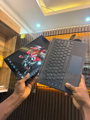 New Laptop Microsoft Surface Pro 6 8GB Intel Core i5 SSD 256GB