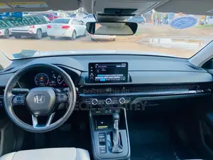 Honda CR-V EX AWD 2025 White