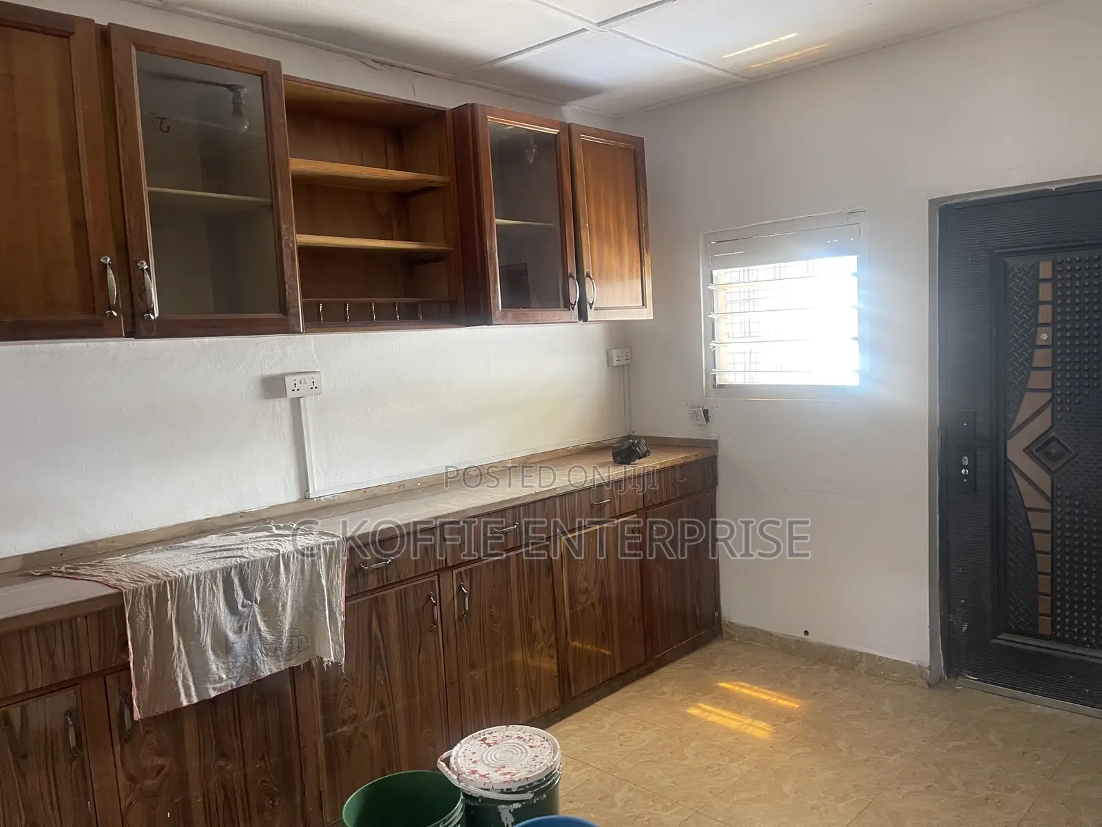 4bdrm House in North Kaneshie for rent