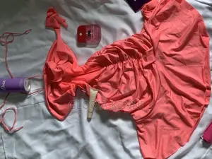 Dress Contact to Have a Clear Vision
