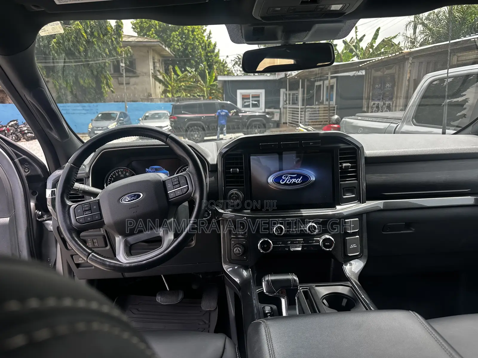 Ford F-150 XL 2022 Gray