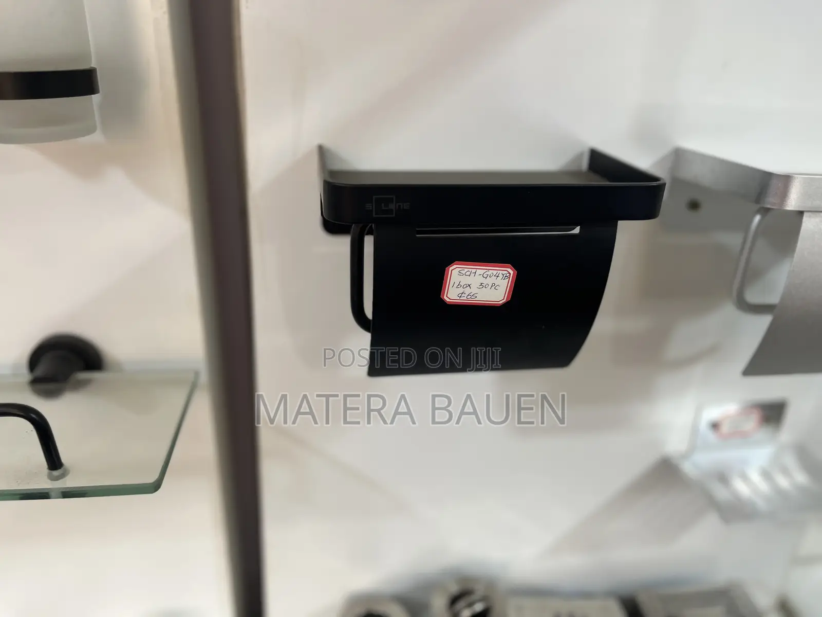 Anti Rust Soap Dish And Toilet Roll Holder Black