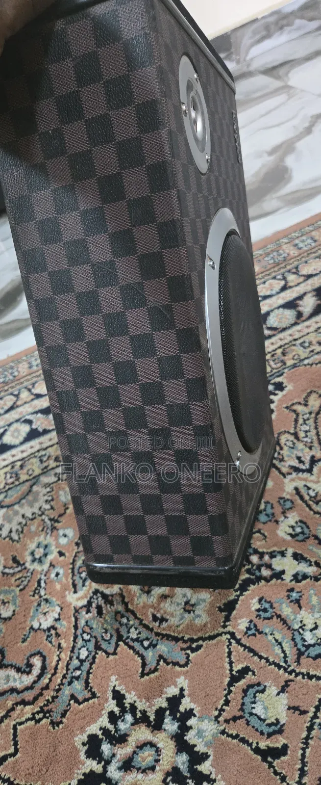 Selling Car Woofer