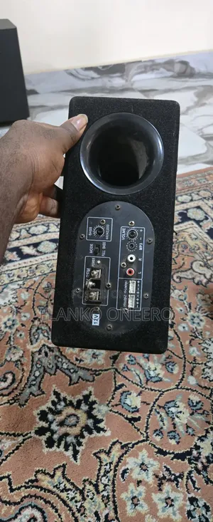 Selling Car Woofer