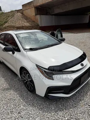 Toyota Corolla 2021 White