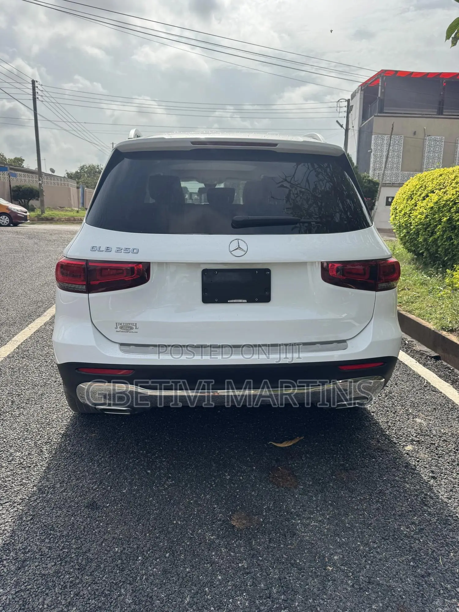 Mercedes-Benz GLB-Class 2023 White