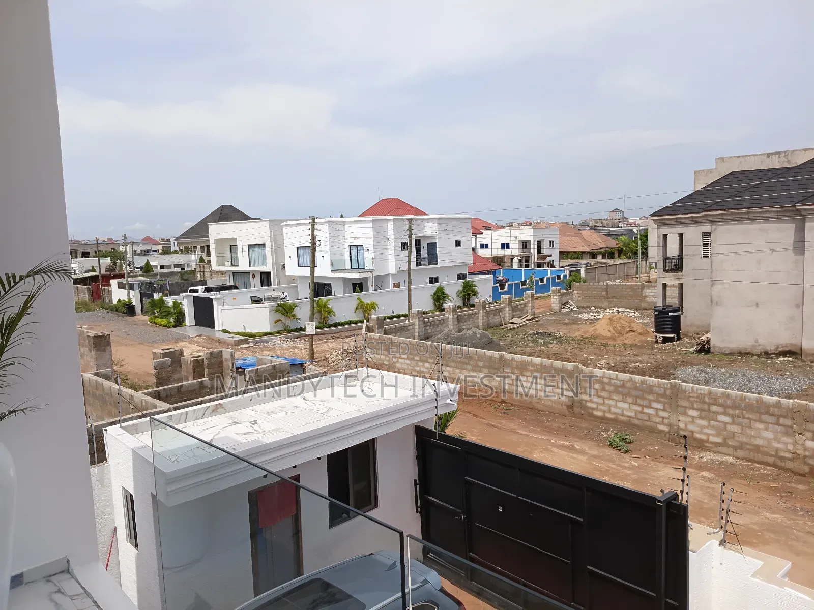 Furnished 5bdrm House in School Junction for sale