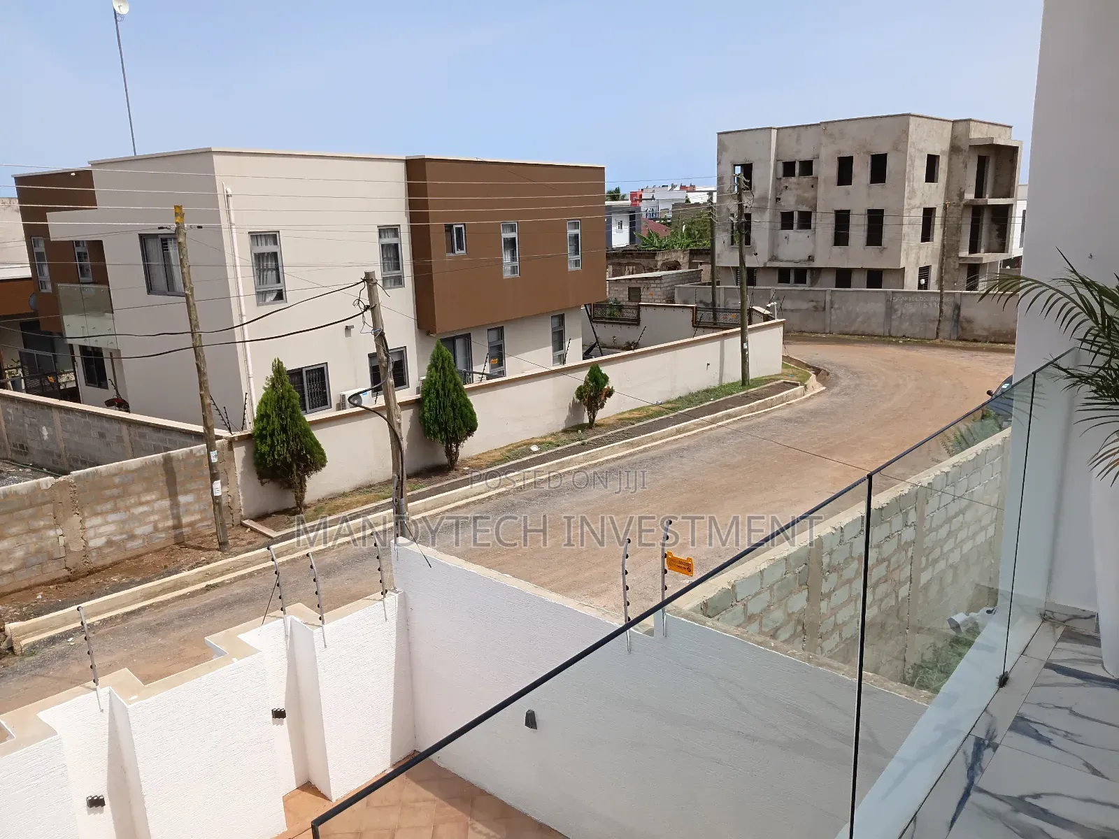 Furnished 5bdrm House in School Junction for sale