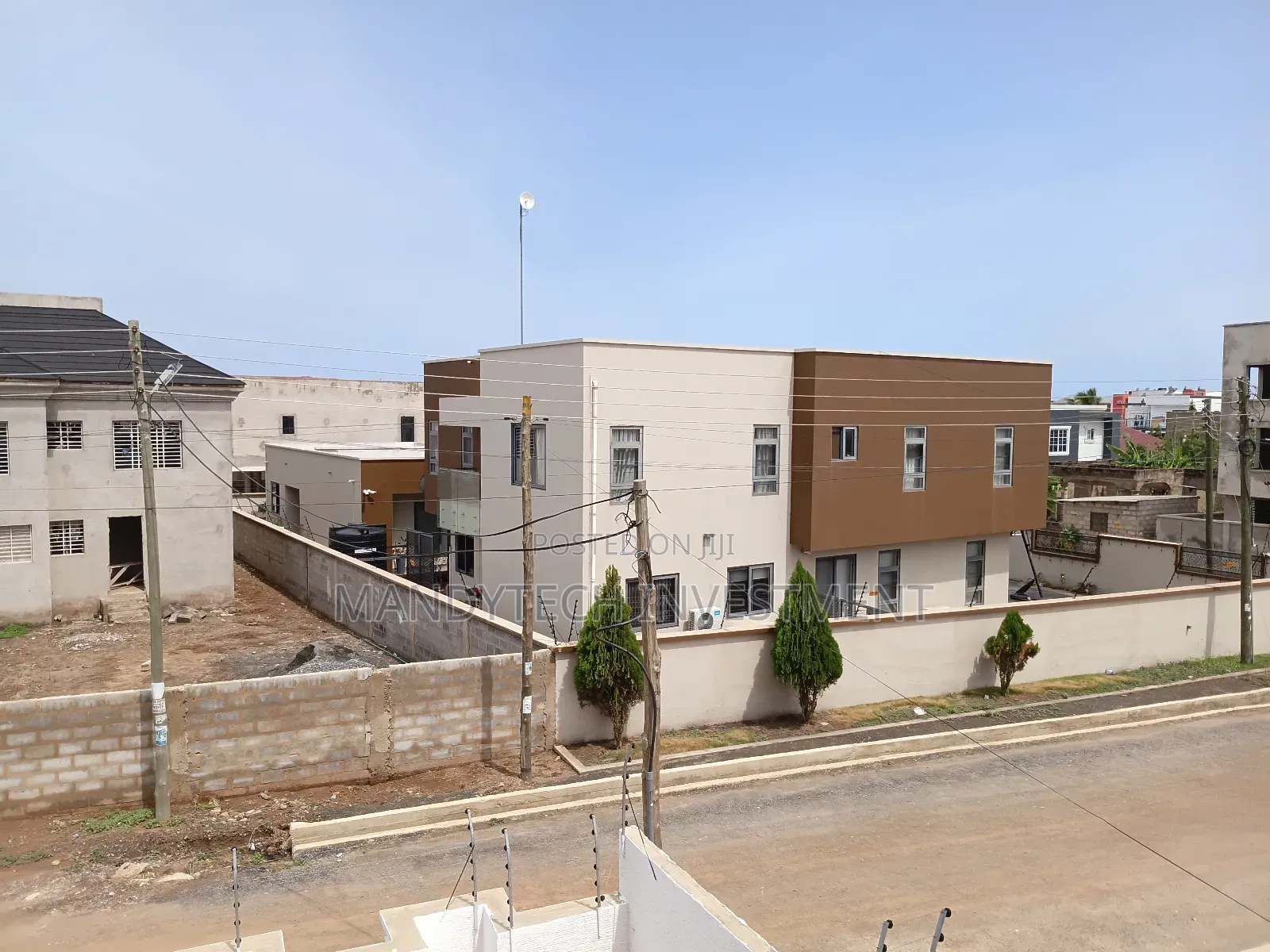 Furnished 5bdrm House in School Junction for sale