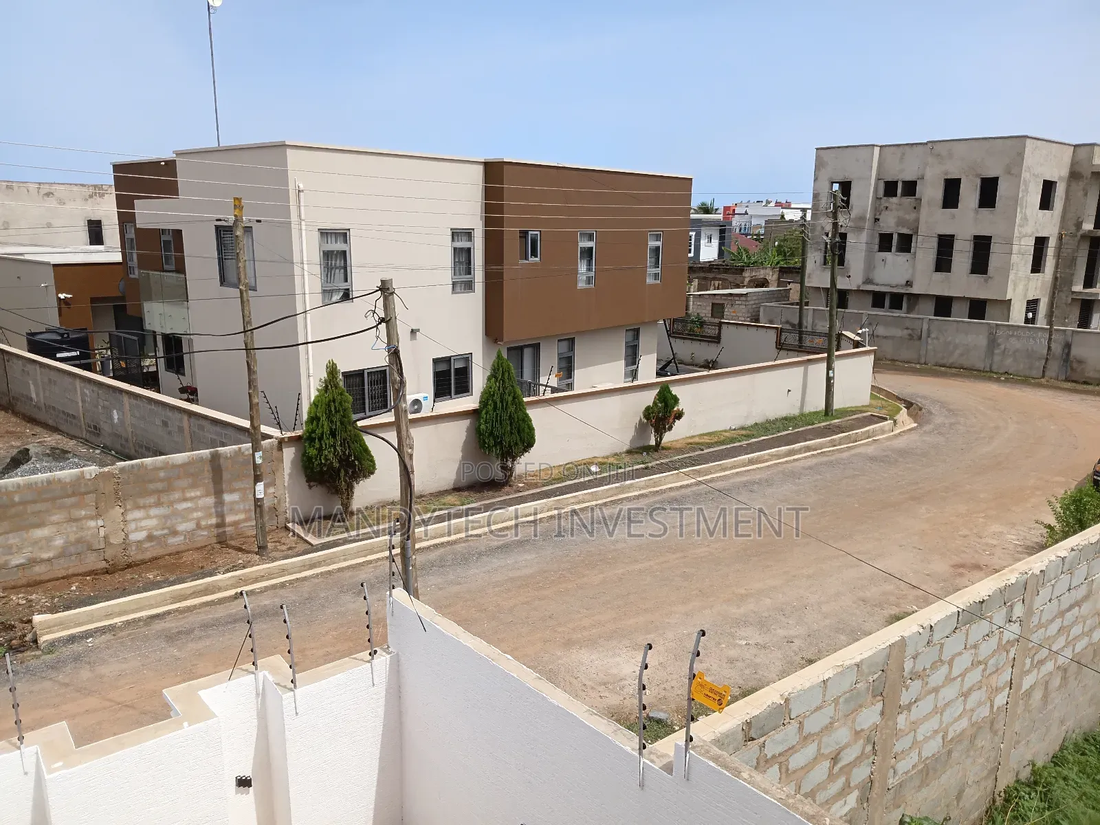 Furnished 5bdrm House in School Junction for sale