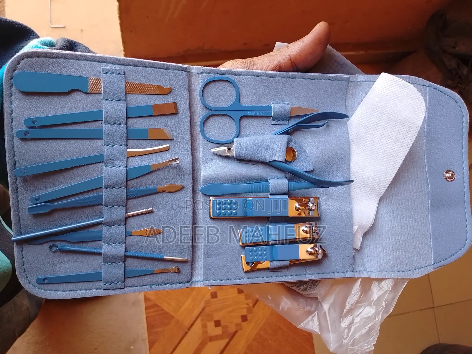 16 Piece Nail Clippers Manicure Set