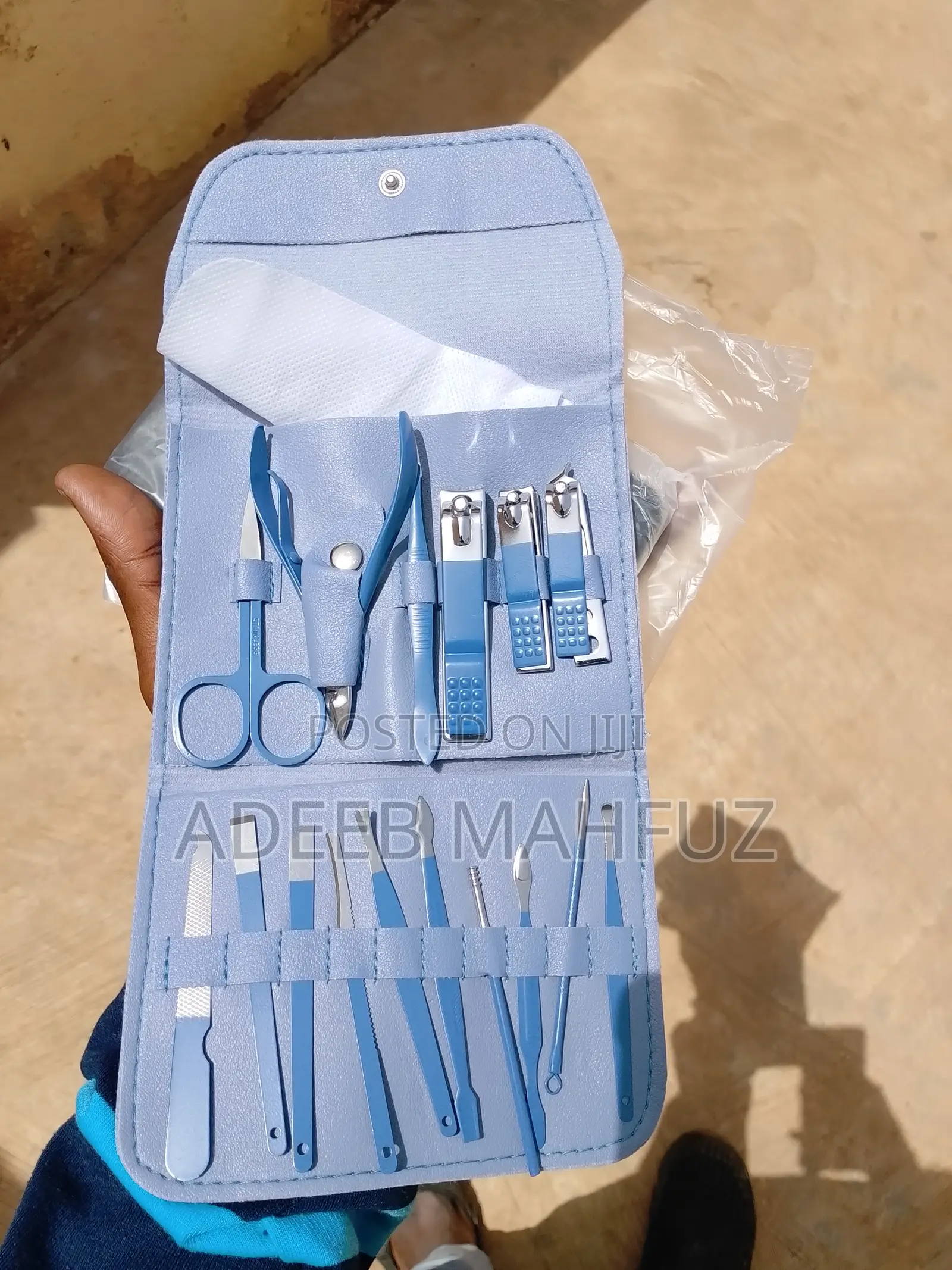 16 Piece Nail Clippers Manicure Set