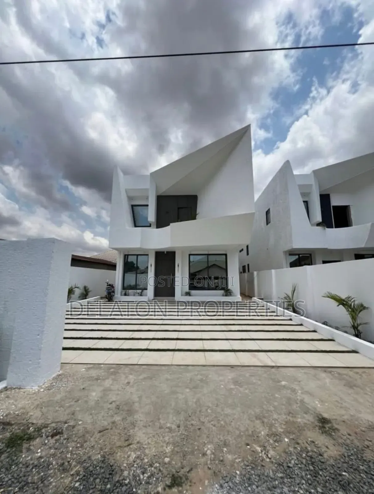 3bdrm House in East Legon for sale