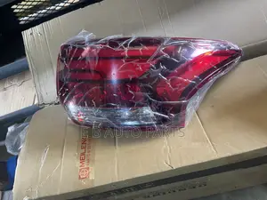 Outlander 2017 Taillight Right