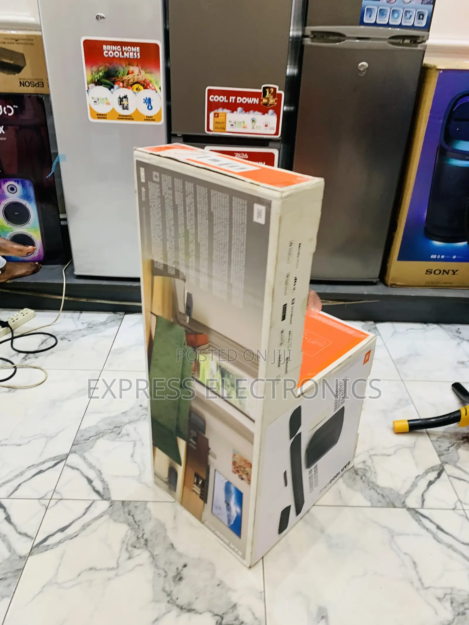 Ultra Modern JBL 1000mk2 Sound System