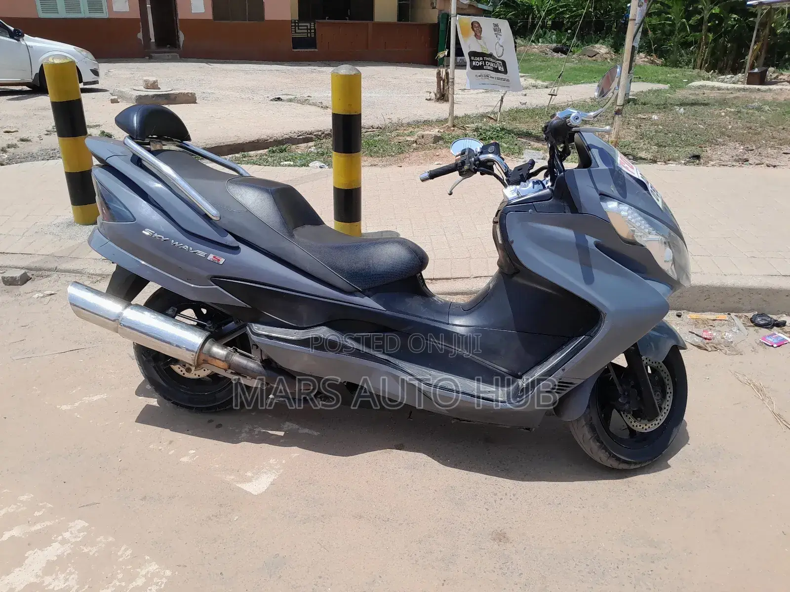 Suzuki Burgman 2015 Gray