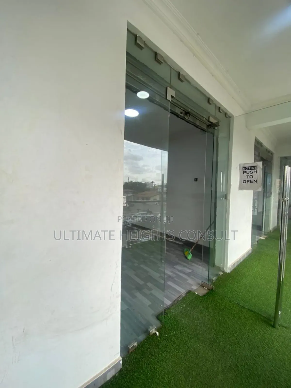 Shop/Office Space for Rent at Dzorwulu
