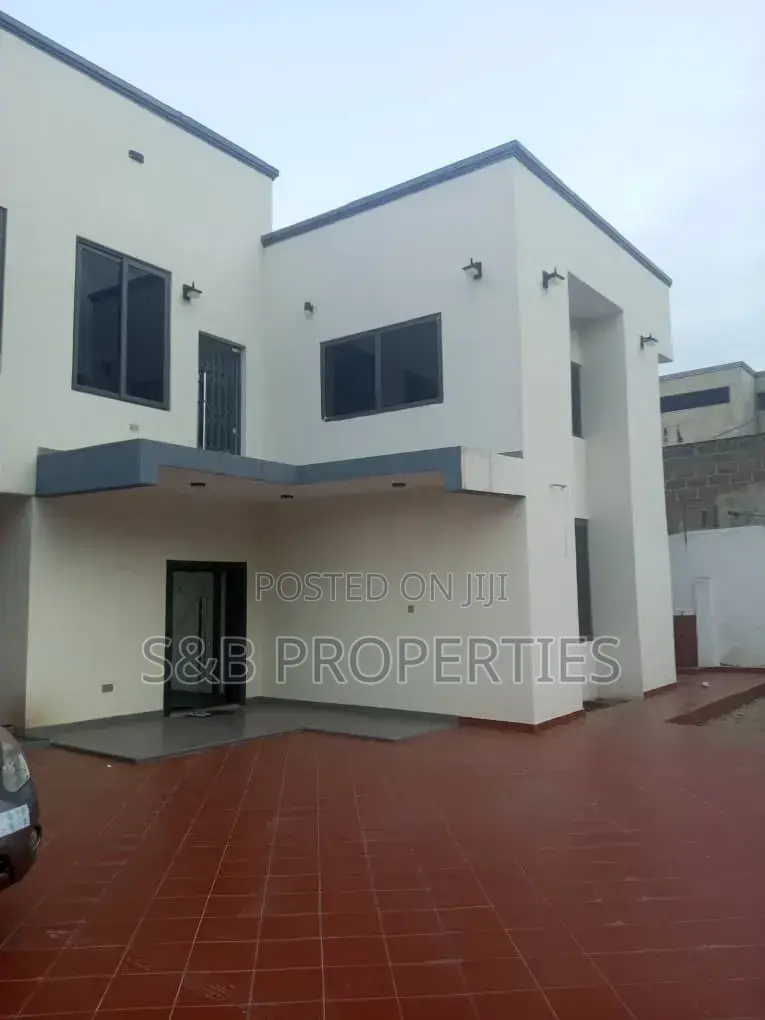 Furnished 3bdrm Apartment in Police Station for rent