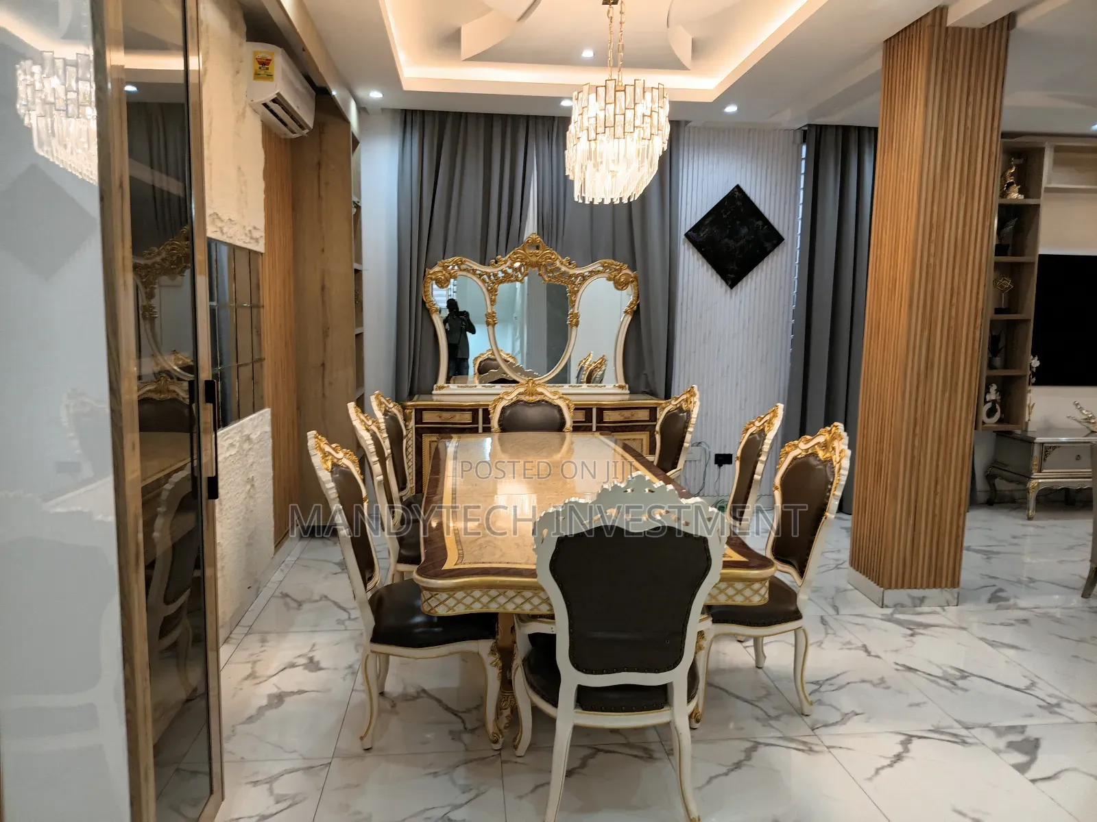 Luxurious 7 Bd Mansion Plus Boy's Quarters- Lakeside