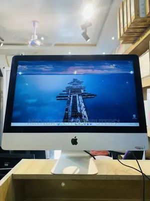 Desktop Computer Apple iMac 8GB Intel Core i5 SSD 256GB