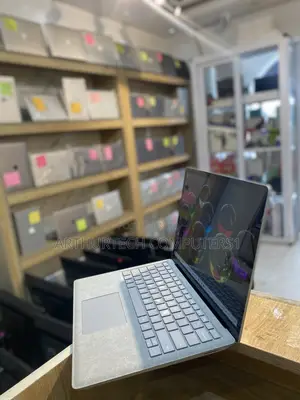Laptop Microsoft Surface Laptop 8GB Intel Core i5 SSD 256GB